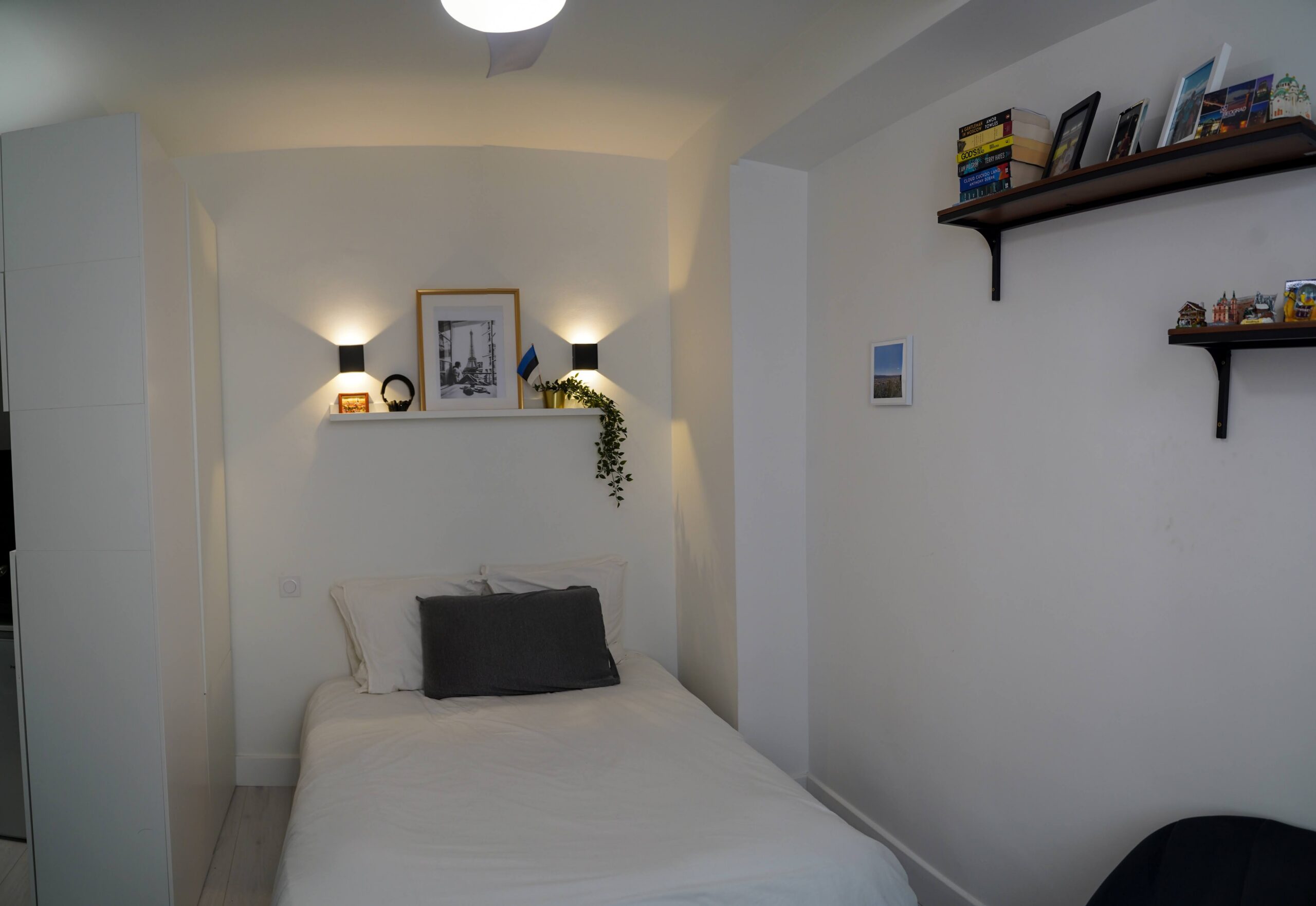 student apartment