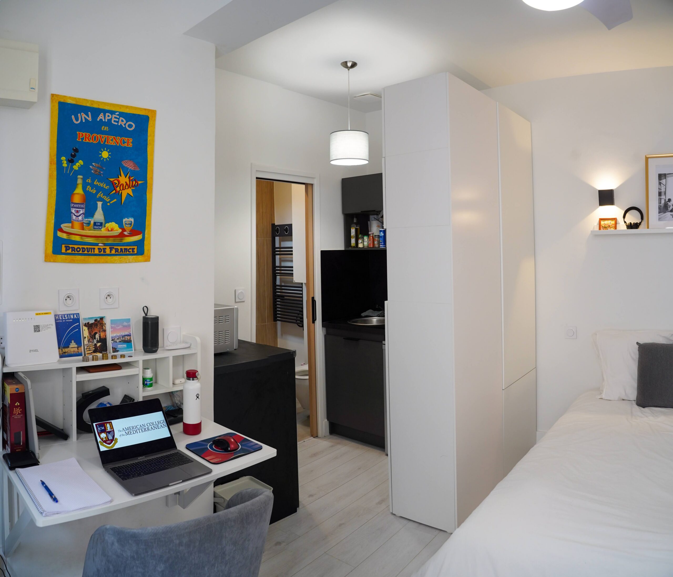 student apartment